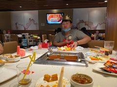 -海底捞火锅鲜切牛肉主题店(长寿路店)