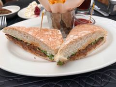 小酒馆汉堡-The Cheesecake Factory芝乐坊餐厅(兴业太古汇店)