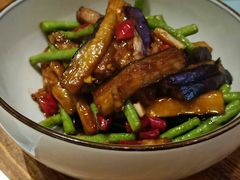 -胡桃里音乐酒馆(郴州友阿国际广场店)