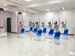 -艺佳舞蹈培训学校