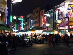 -六合夜市