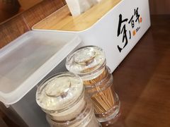 -余百年·现烧烧腊(布吉金利店)