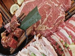 -轻烧烤肉(光谷步行街店)