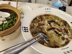 -渔语鱼新川菜Bistro(万象天地店)