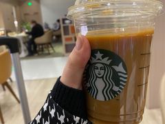 -星巴克(南京南站北夹层店)