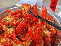 -丹水桥地锅鱼·翘嘴鲌·地方特色全鱼宴(丹江口大坝店)