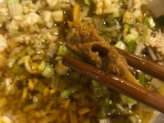 -拈签一笑黄牛肉辣卤串串
