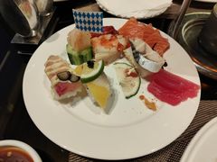 -大中华希尔顿酒店-念自助餐·嗨啤·小龙虾
