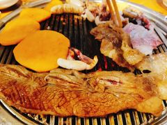 -草家酱蟹炭火烤肉店(珲春南路一店)