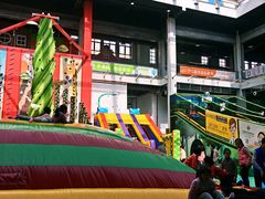 -蒙特利亲子乐园