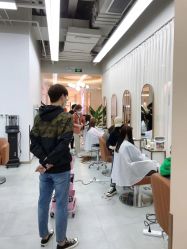 -icare美发沙龙