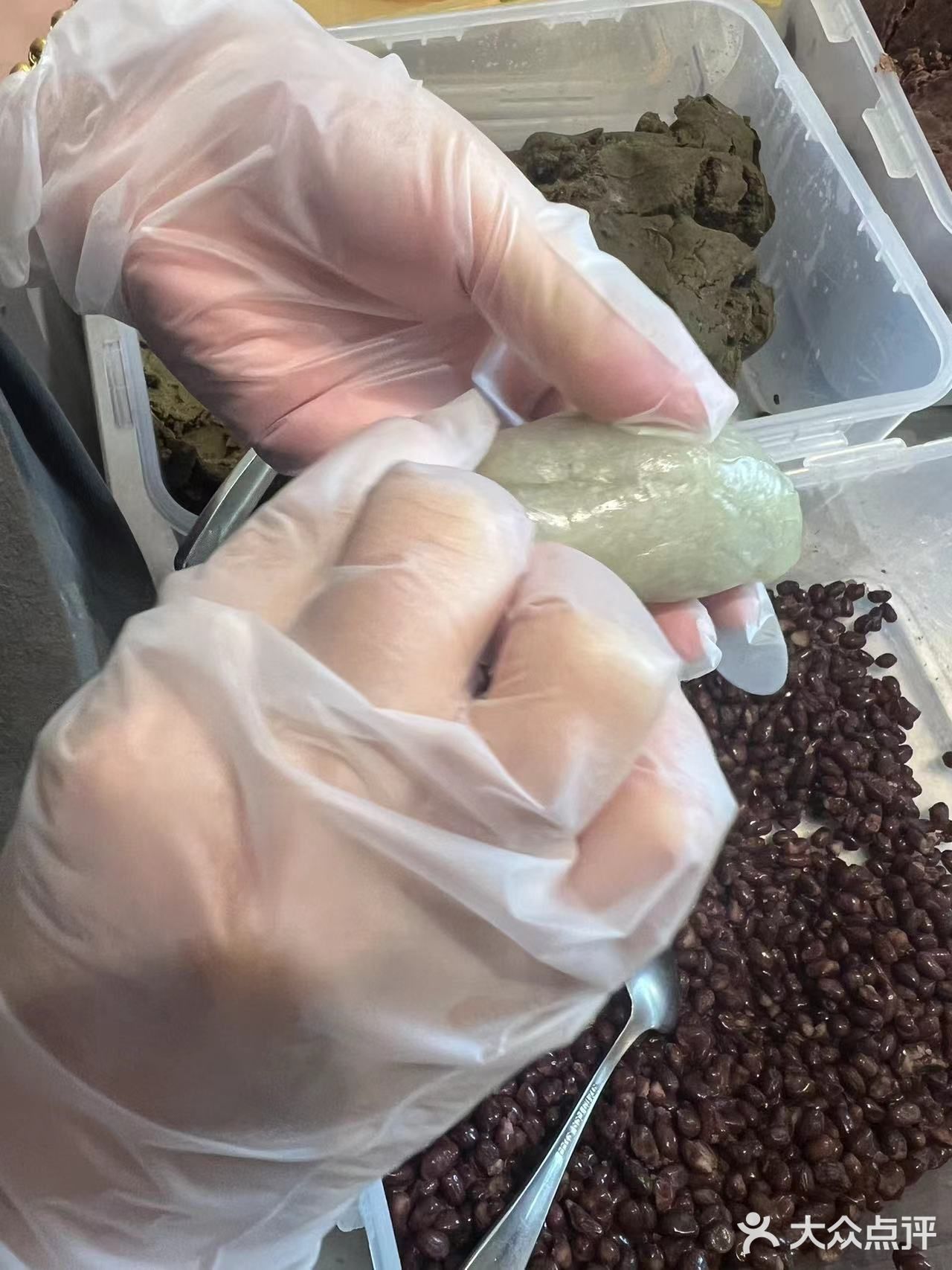 猜猜几个步骤可以手工包出抹茶红豆麻薯[馋]