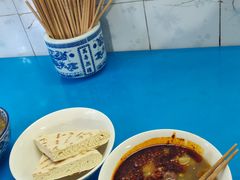 -刘老虎肉丸糊辣汤(总店)
