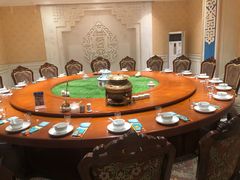 包厢-哈啾嗨·新概念蒙餐(红星新城店)