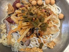 -红鼻子桂林米粉(金唐新光界店)