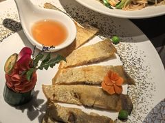 -浅深(世茂滨江精品店)