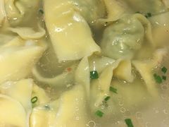 荠菜虾肉大馄饨-东泰祥生煎馆(陕西南路店)