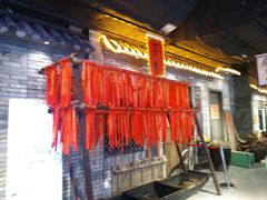 -时尚MEGO商业广场(华新地铁店)