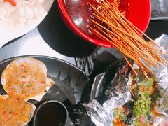 -何师烧烤·香辣蟹·川菜·30年老品牌(太古里旗舰店)