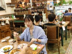-清真·玛丽亚新疆菜主题餐厅(浙江中路店)
