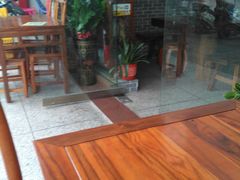 -子潇春庞牛腩粉(三大银行店)