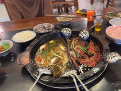 -重庆川渝肥妹火锅