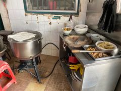 -海口滨海新村143号海南老字号炒菜店