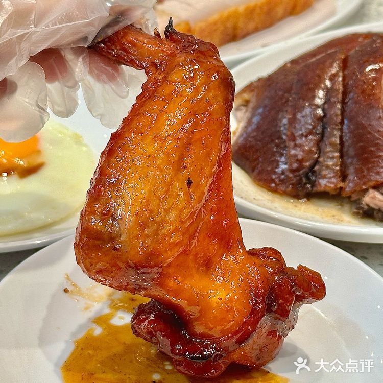 总要为了这只鹅腿来一趟深圳吧