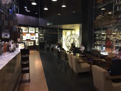 大堂-星巴克(珠海中邦酒店店)