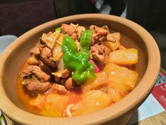 沙湾大盘鸡-耶里夏丽·新疆菜·家庭聚场(百联中环购物广场店)