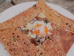 鸡蛋蘑菇熏肉荞麦可丽饼-RAC BAR(安福路店)