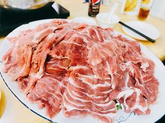 天衣無縫拚一兩肉-华哥新鲜猪精品美食