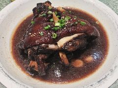 -老码头黑皮肘子锅包肉(文政街店)