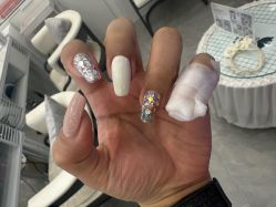 -七彩虹美甲美睫 半永久