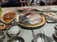 -哈哈碳都·牛肋条无限自助烤肉(台江万达店)