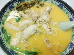 -明呈黄鱼面馆(斜土路店)