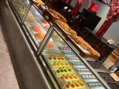 -三亚湾海居铂尔曼度假酒店