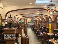 -清真·玛丽亚新疆菜主题餐厅(浙江中路店)