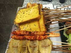 -云晓光头烧烤吧(德平路店)