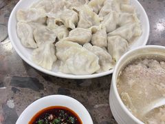 -周家大连水饺(美专校街店)