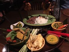 -DiAtas by Art Cafe Bumbu Bali