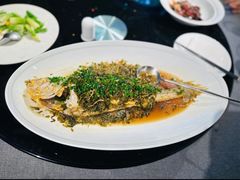 -HOMES上海本帮菜(襄阳公园店)