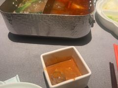 -左庭右院鲜牛肉火锅黑金店(陆家嘴中心店)