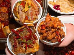 -辣尚瘾·烤鱼·新川菜(牡丹园直营店)