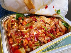 -费大厨辣椒炒肉(高铁吾悦广场店)