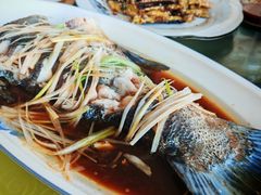 -雪湖煜辰鱼头老店(雪野湖店)