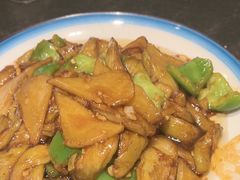 -靠山屯东北农家菜(八龙桥雅苑店)