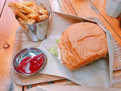 -BURGER BRO'S