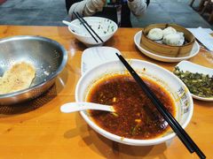 弄堂小肉包-弄堂咪道-饭香·面香·馄饨香(兴梅店)