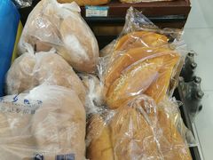 -秋林里道斯(通乡商场店)